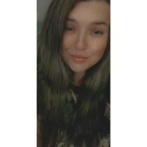 Meet your Posher, Desiree